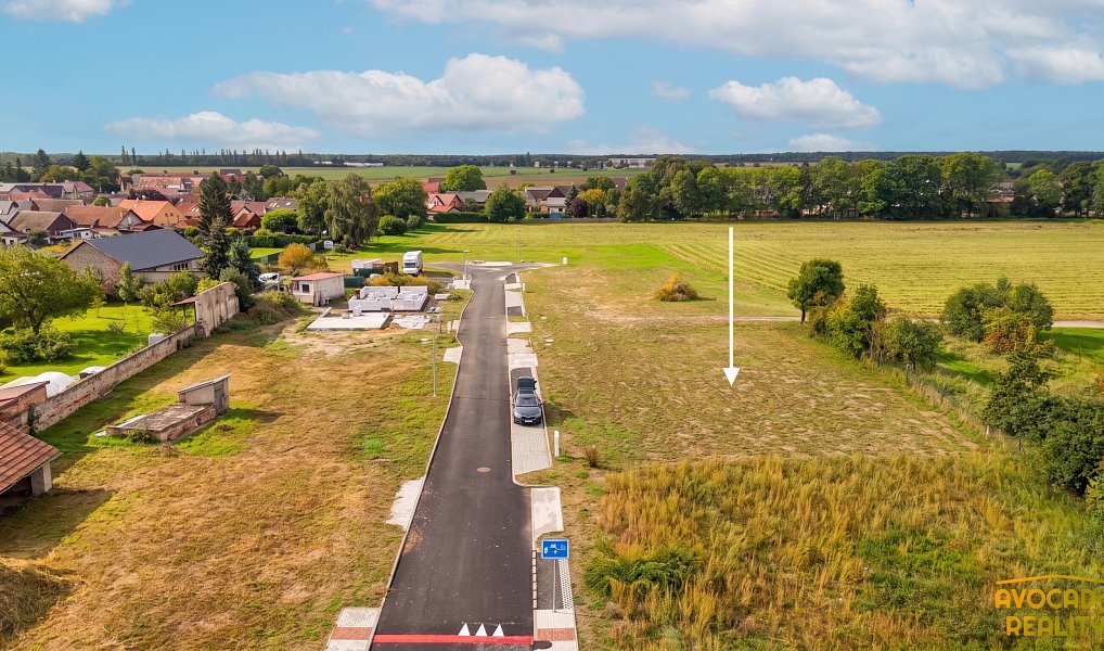 Prodej stavebního pozemku 854 m², Luštěnice – náhled fotky 6