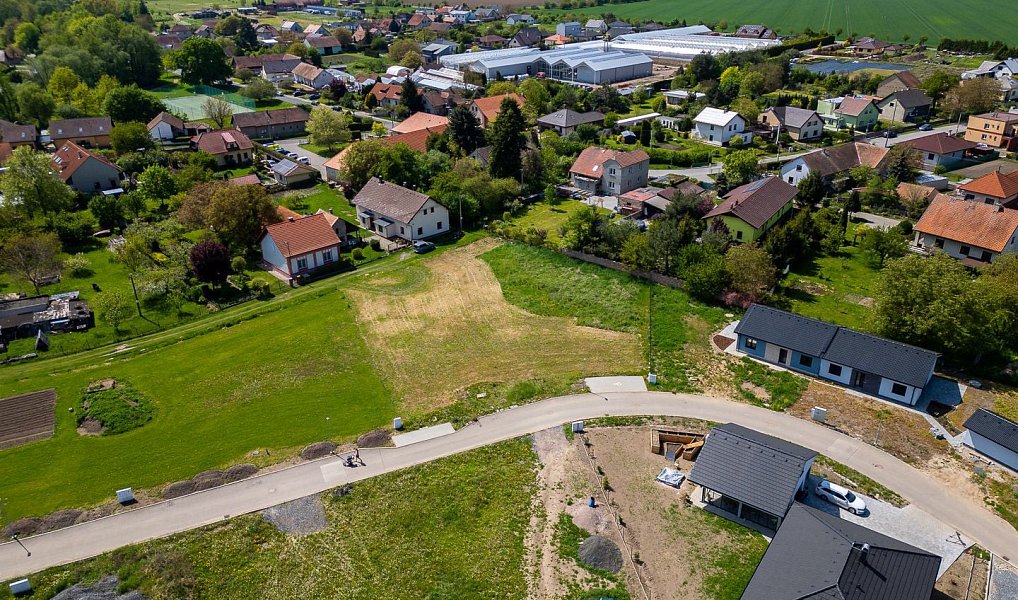 Prodej pozemku, 1213 m², Pardubice, Dubany