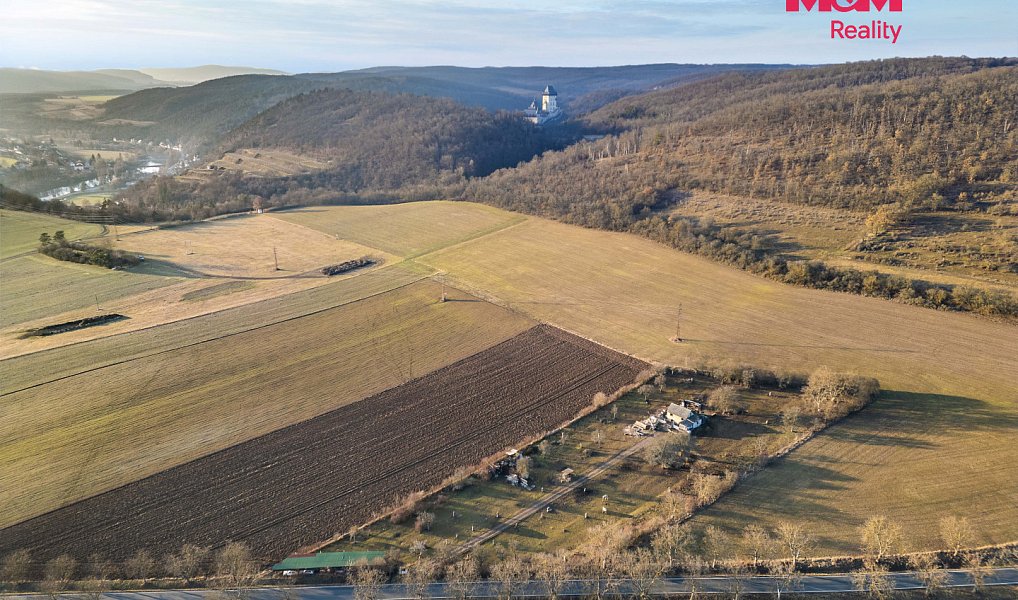 Prodej stavebního pozemku 7 980 m², Hlásná Třebaň – náhled fotky 3
