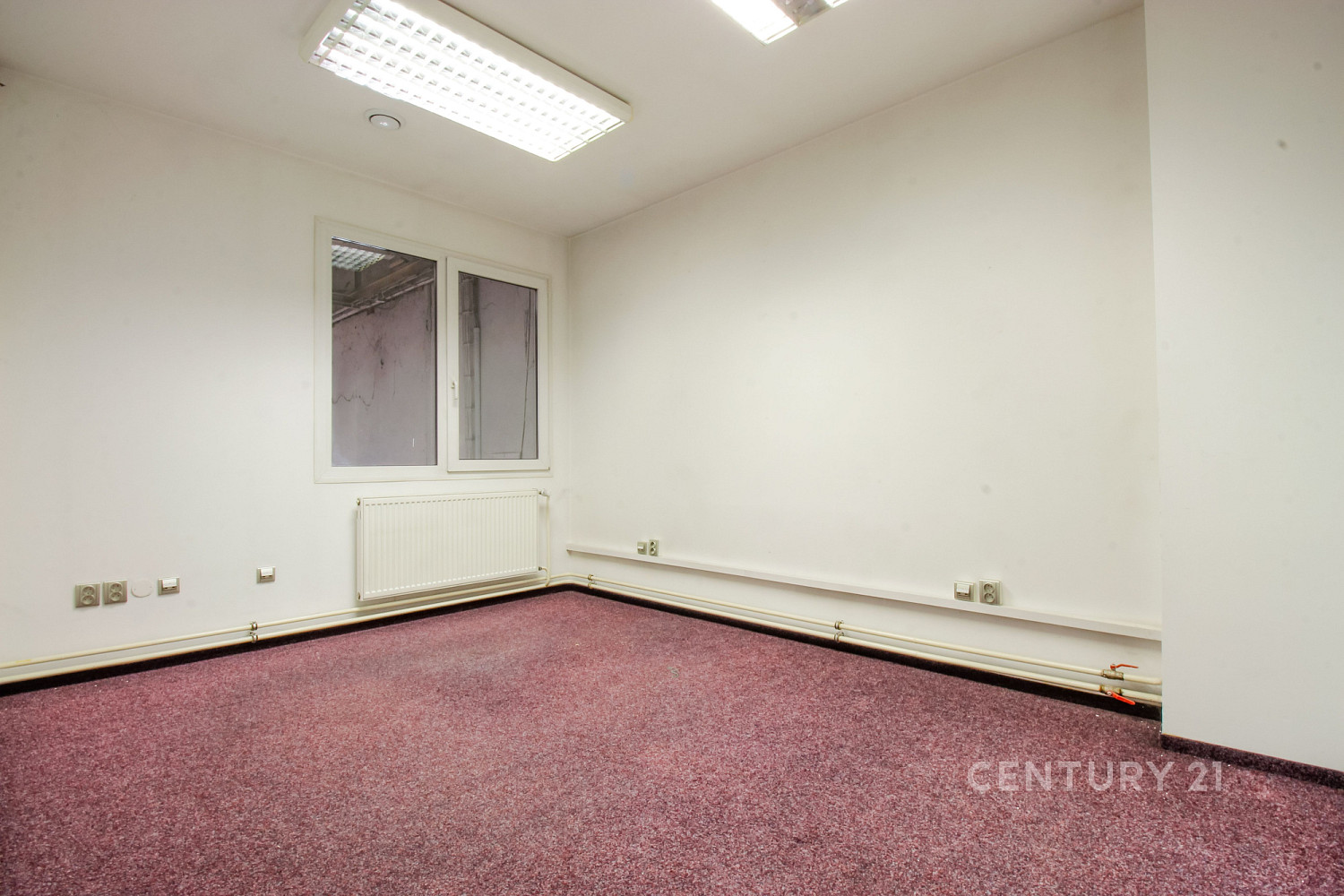 Pronájem výrobních prostor 897 m² – fotografie 5