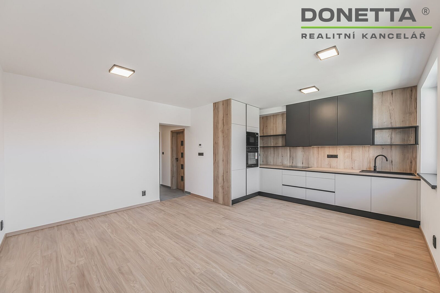 Pronájem bytu 2+kk 52 m²