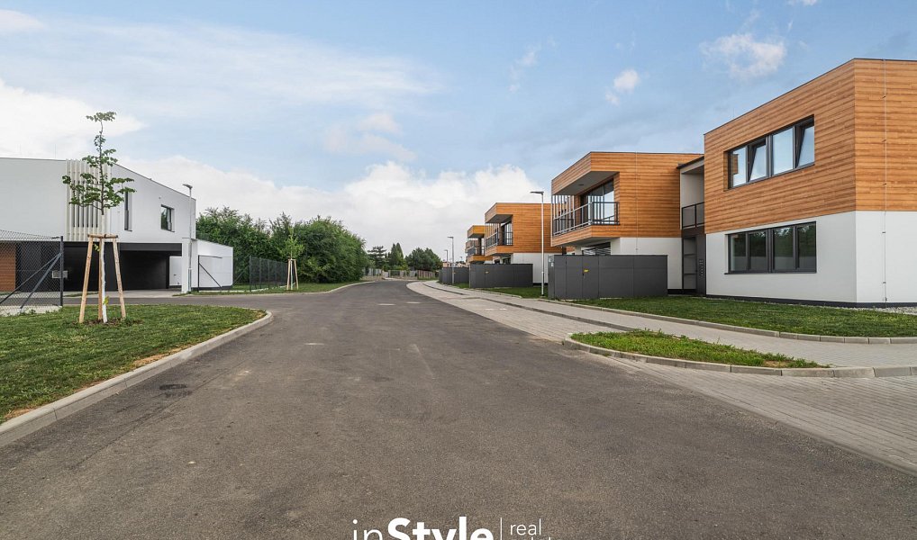 Pronájem bytu 3+kk 81 m², Uherské Hradiště – náhled fotky 33