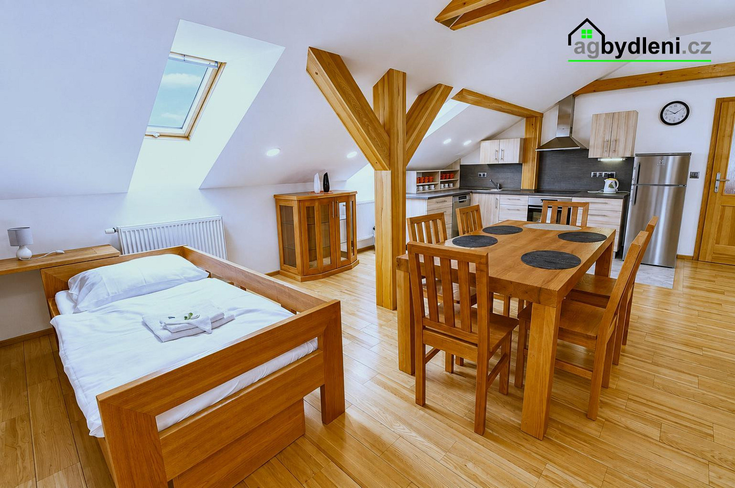 Pronájem bytu 2+kk 120 m²