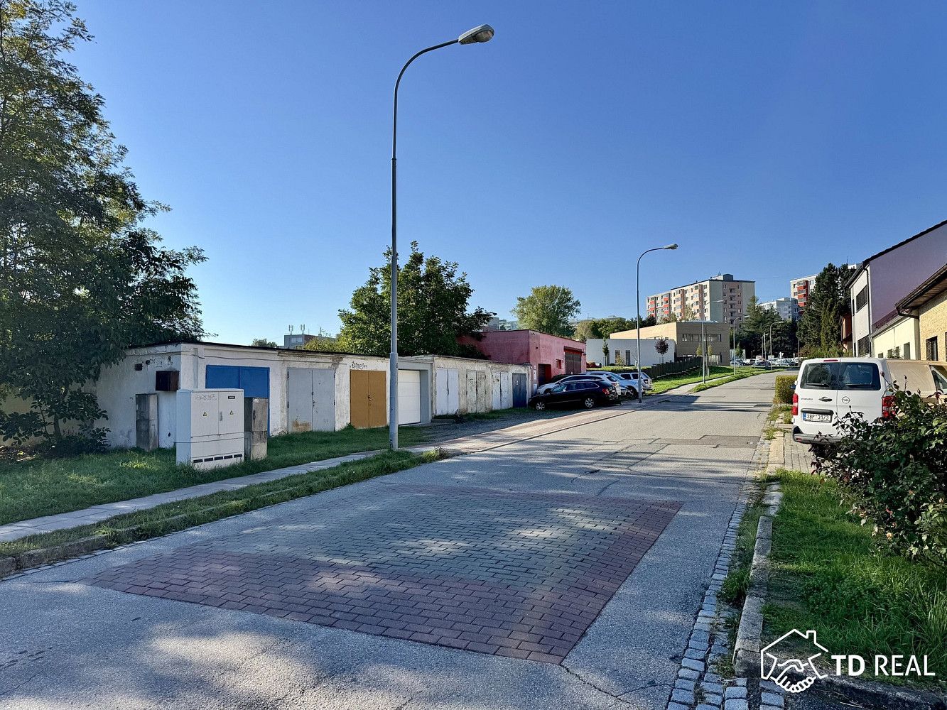 Prodej garáže, 17 m2 - Brno-Bystrc