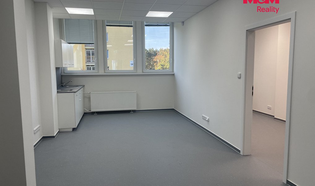 Pronájem obchodních prostor 48 m², Most – náhled fotky 2