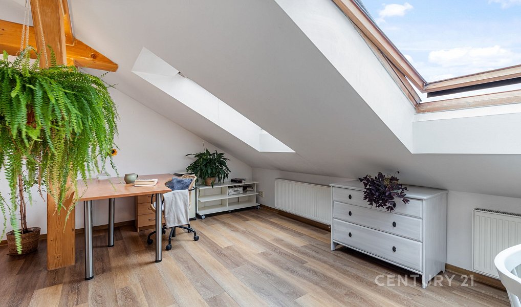 Prodej bytu 2+1 87 m², Praha – náhled fotky 10