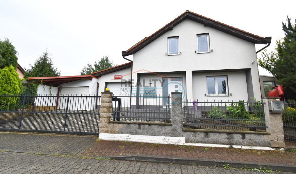 Prodej domu 170 m² s pozemkem 815 m², Vodochody – náhled fotky 33