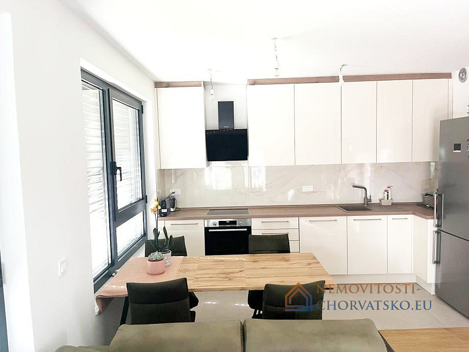 Prodej bytu 2+kk 100 m², Velika Gorica