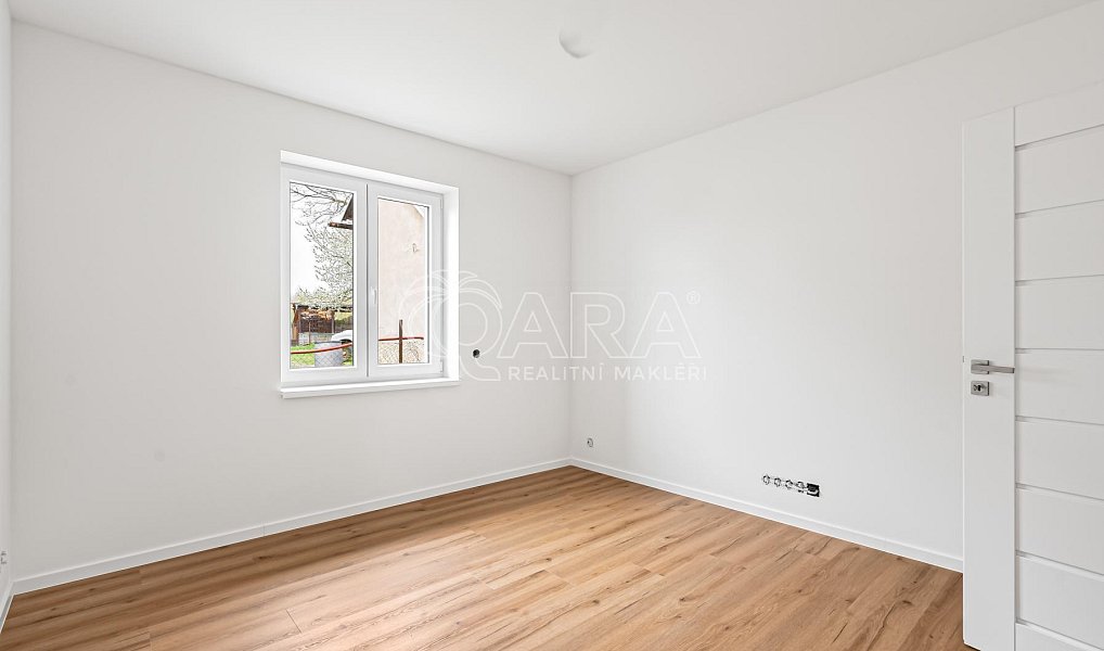 Prodej domu 120 m² s pozemkem 846 m², Kozárovice – náhled fotky 4