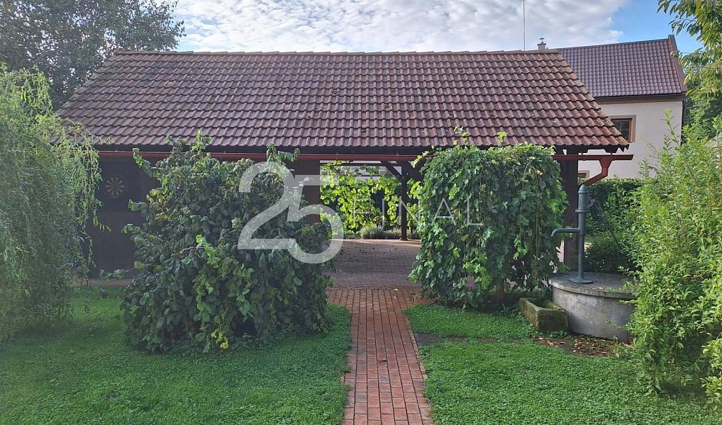 Pronájem domu 200 m² s pozemkem 1 093 m², Osek – náhled fotky 9