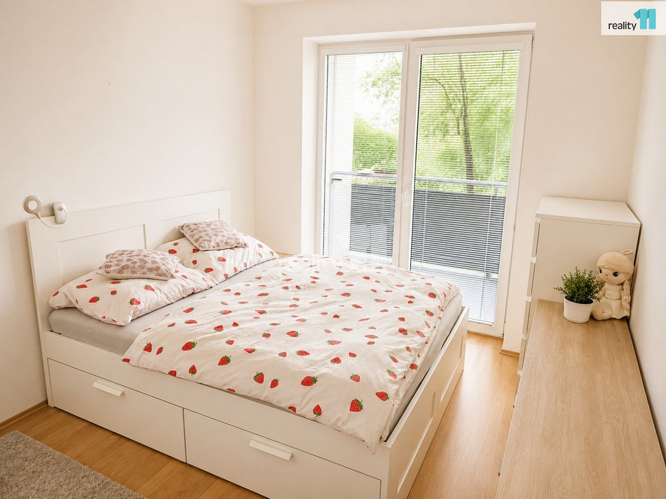Pronájem bytu 2+kk 52 m² — photo 3