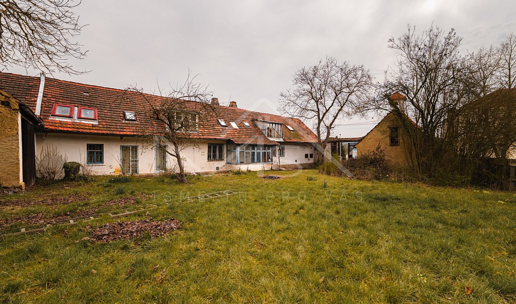 Prodej domu 330 m² s pozemkem 943 m², Chrást – náhled fotky 8