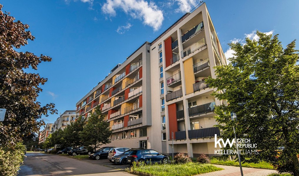 Prodej bytu 4+kk 95 m², Praha – náhled fotky 50