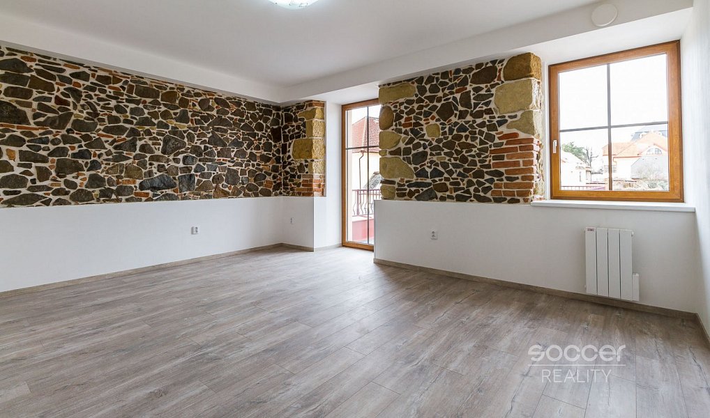 Pronájem bytu 3+kk 74 m², Kosmonosy – náhled fotky 8