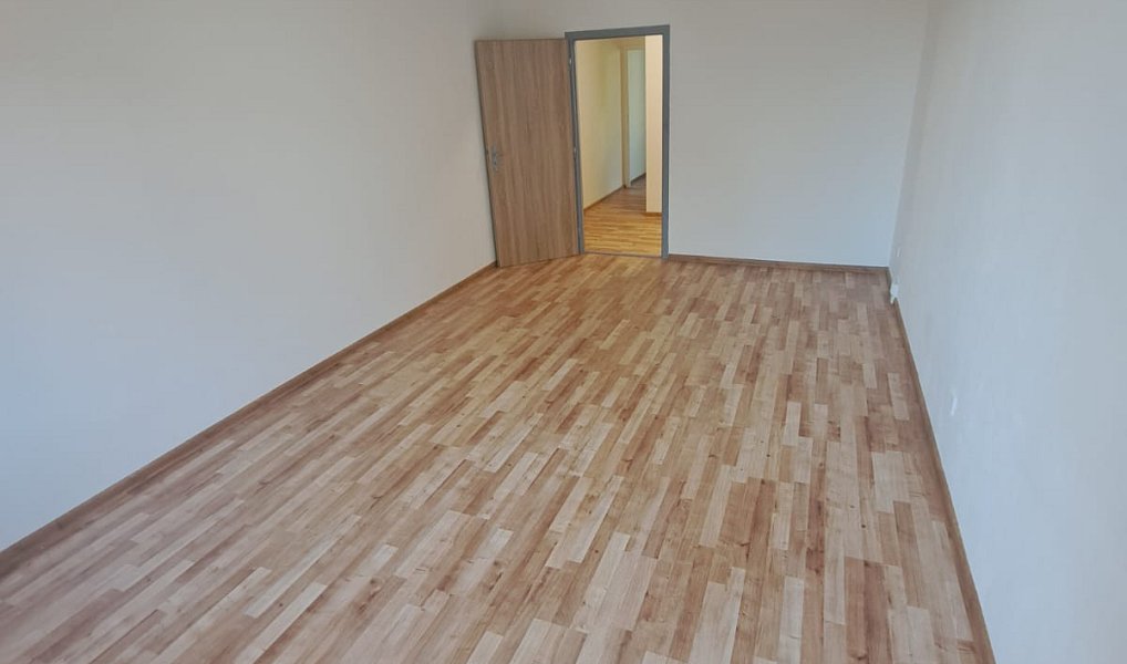 Pronájem bytu 3+1 66 m², Týn nad Vltavou – náhled fotky 4