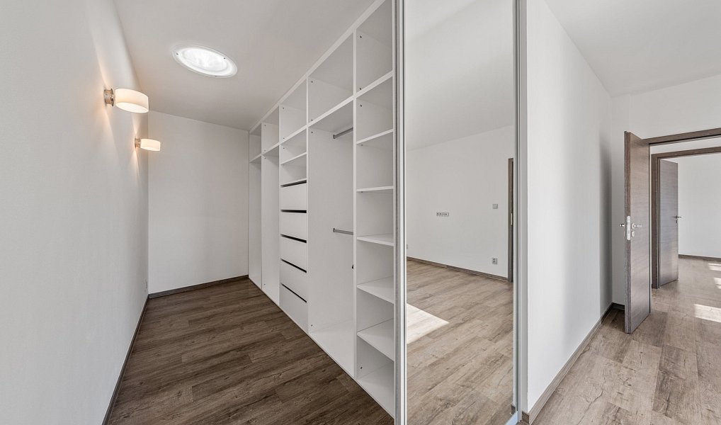 Prodej domu 197 m² s pozemkem 621 m², Kobylnice – náhled fotky 11
