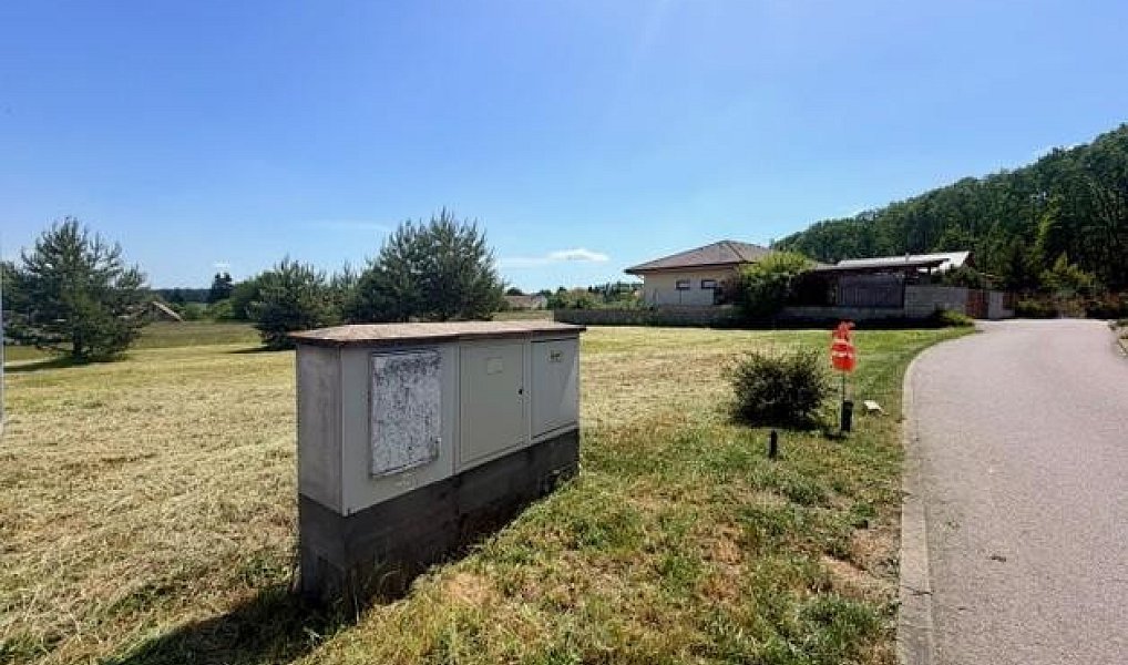 Prodej stavebního pozemku 1 454 m², Morašice – náhled fotky 4