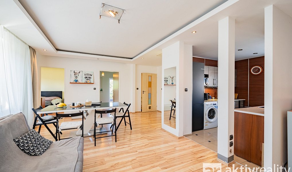 Prodej domu 260 m² s pozemkem 752 m², Praha – náhled fotky 20