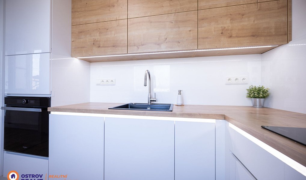Prodej bytu 3+1 72 m², Litovel – náhled fotky 8