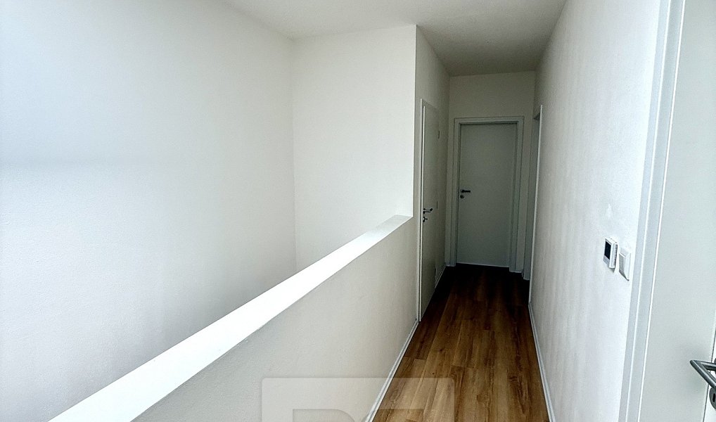 Prodej domu 181 m² s pozemkem 846 m², Unhošť – náhled fotky 9