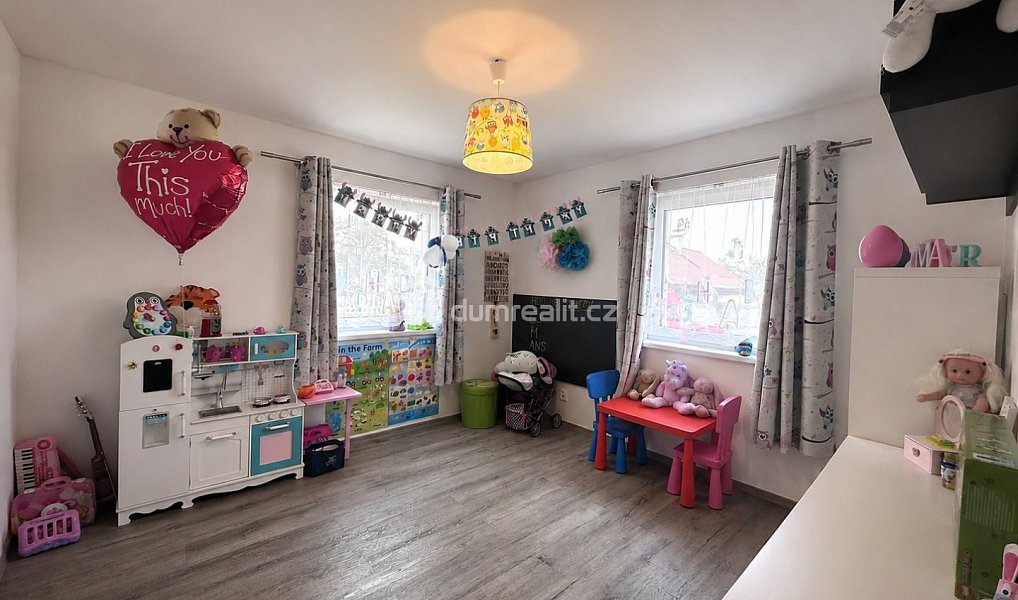 Prodej domu 135 m² s pozemkem 1 037 m², Chlum Svaté Maří – náhled fotky 8