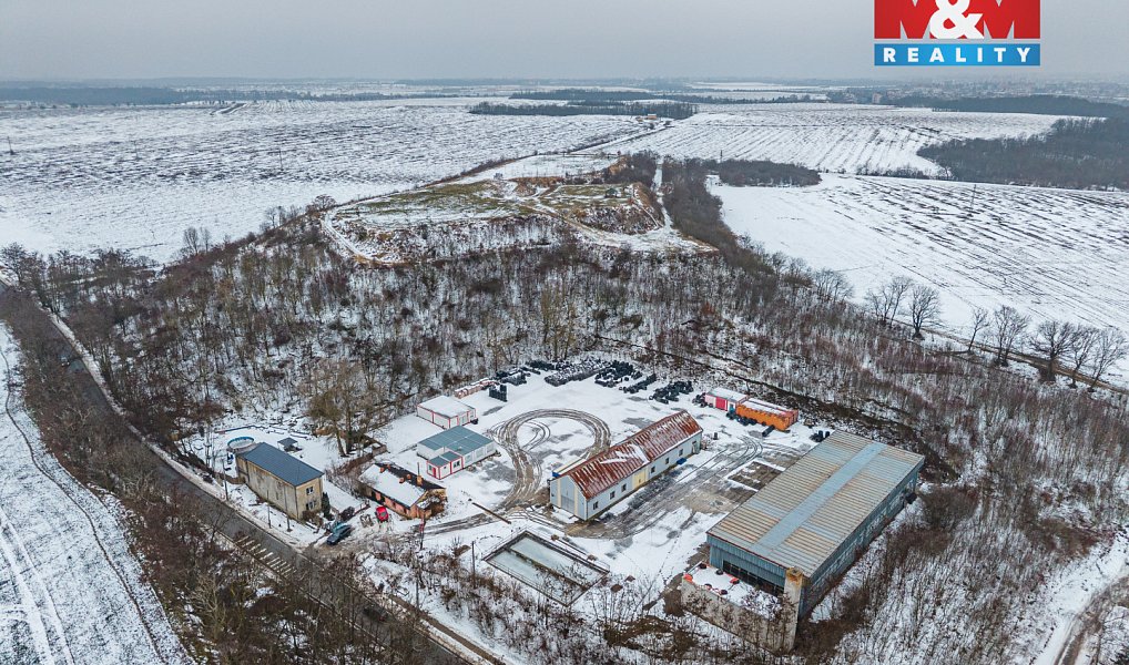 Pronájem skladovacích prostor 1 100 m², Veleň – náhled fotky 9
