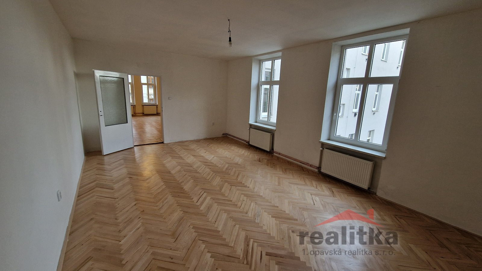 Pronájem bytu 3+1 106 m² – fotografie 3