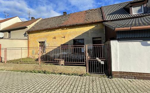 Dražba domu 55 m² s pozemkem 138 m², Lenešice