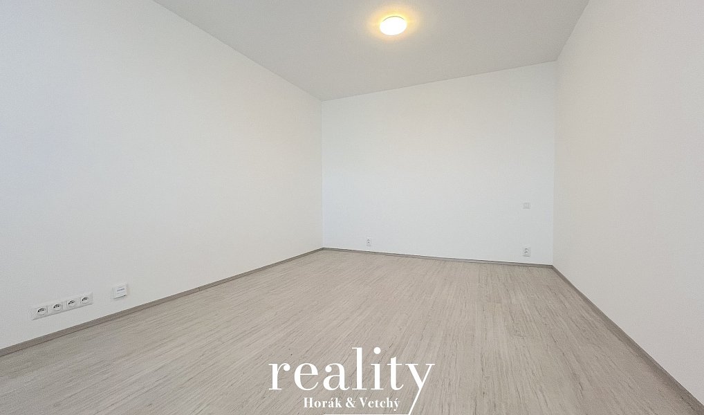 Pronájem bytu 1+1 40 m², Znojmo – náhled fotky 8