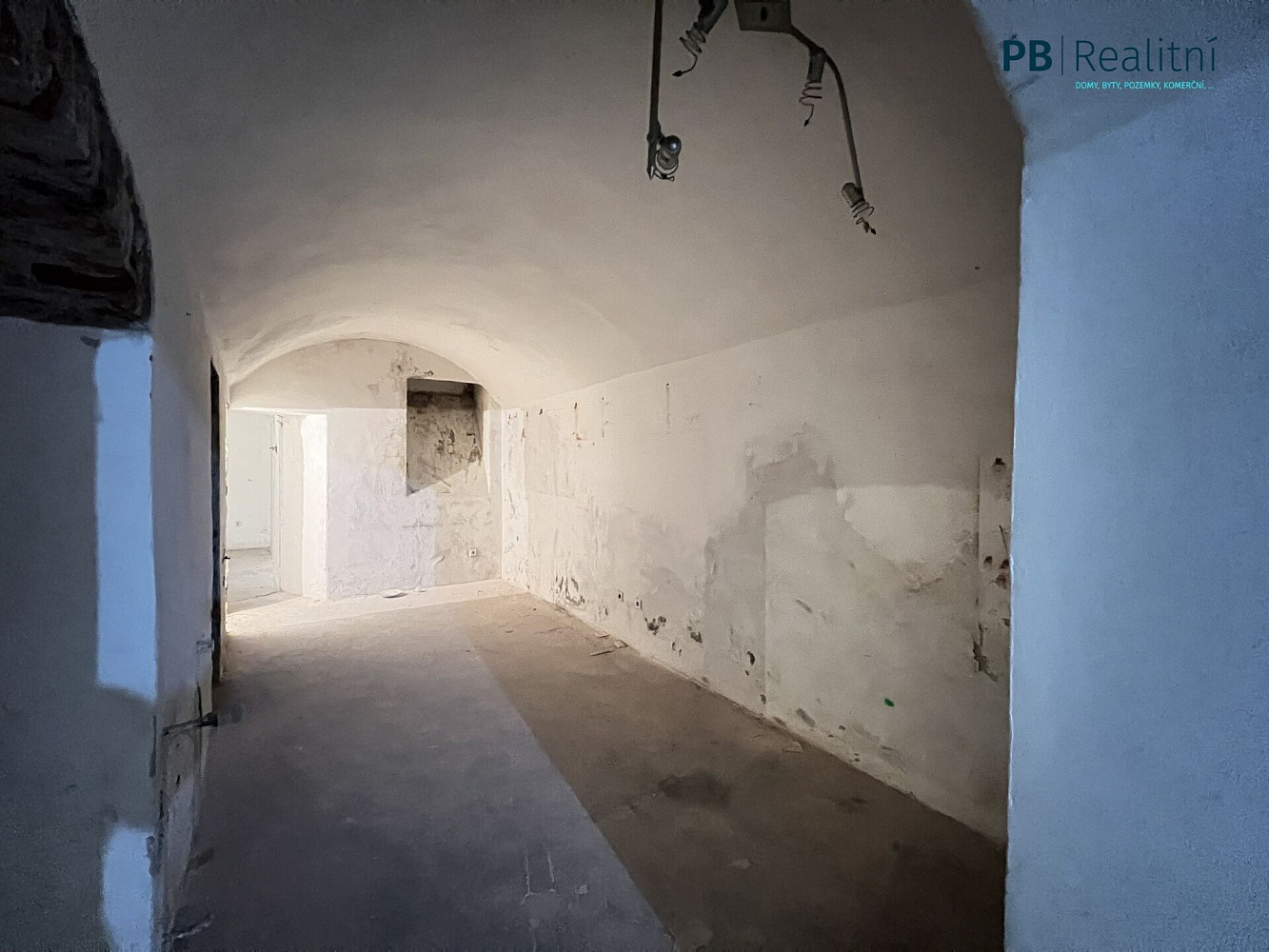 Prodej komerčního objektu (jiného typu) 235 m² – fotografie 3