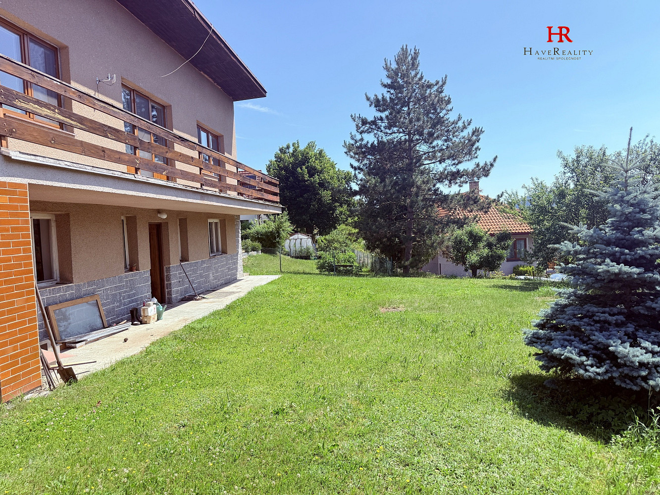 Prodej domu 220 m² s pozemkem 1 105 m² – fotografie 3