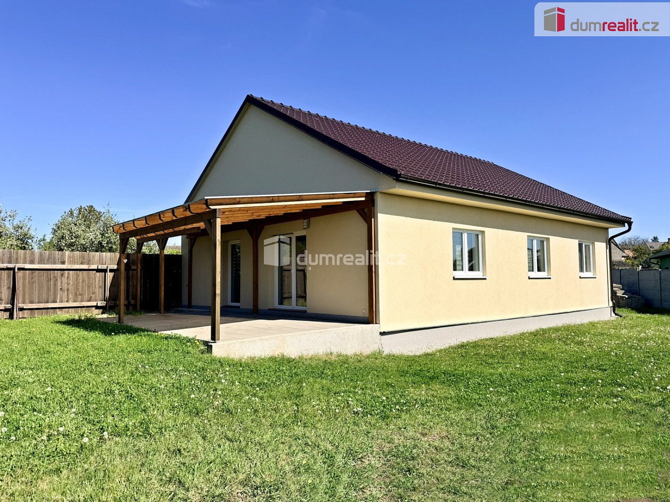 Prodej domu 132 m² s pozemkem 948 m²
