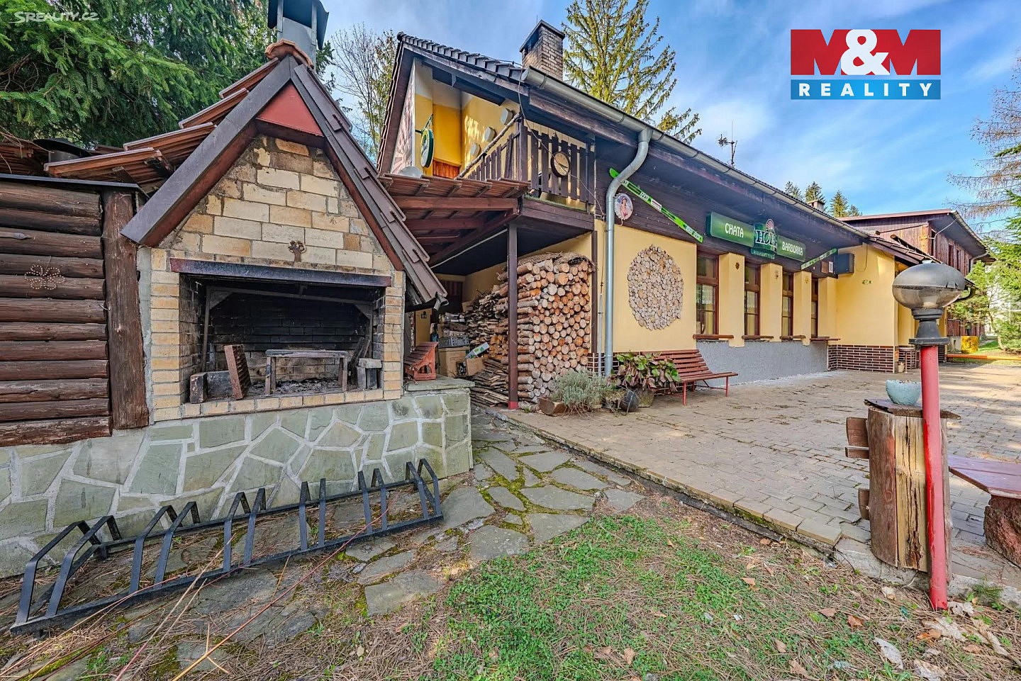Prodej ubytovacího objektu 850 m² — photo 2