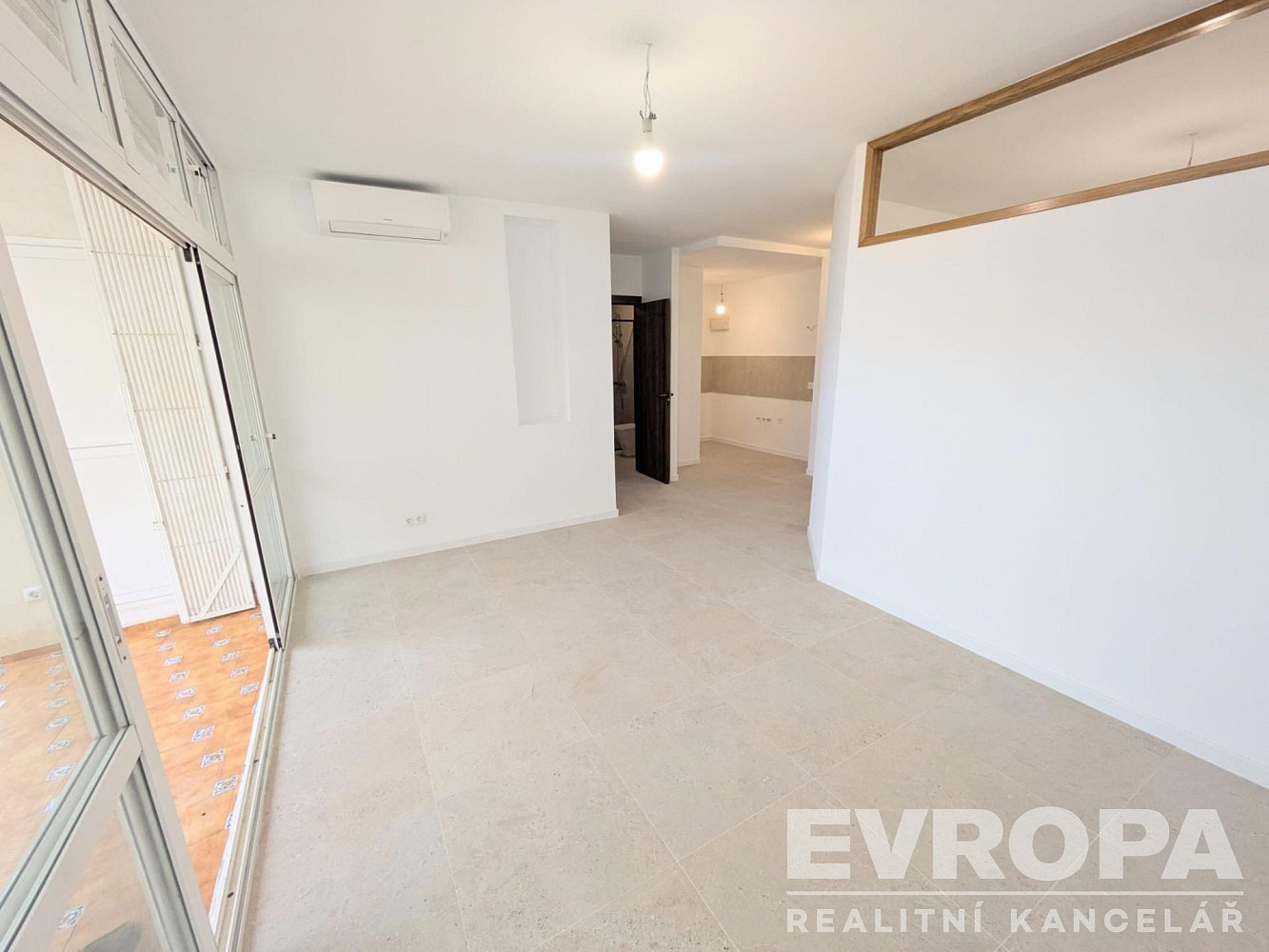 Prodej bytu 2+1 66 m² - Widok 3