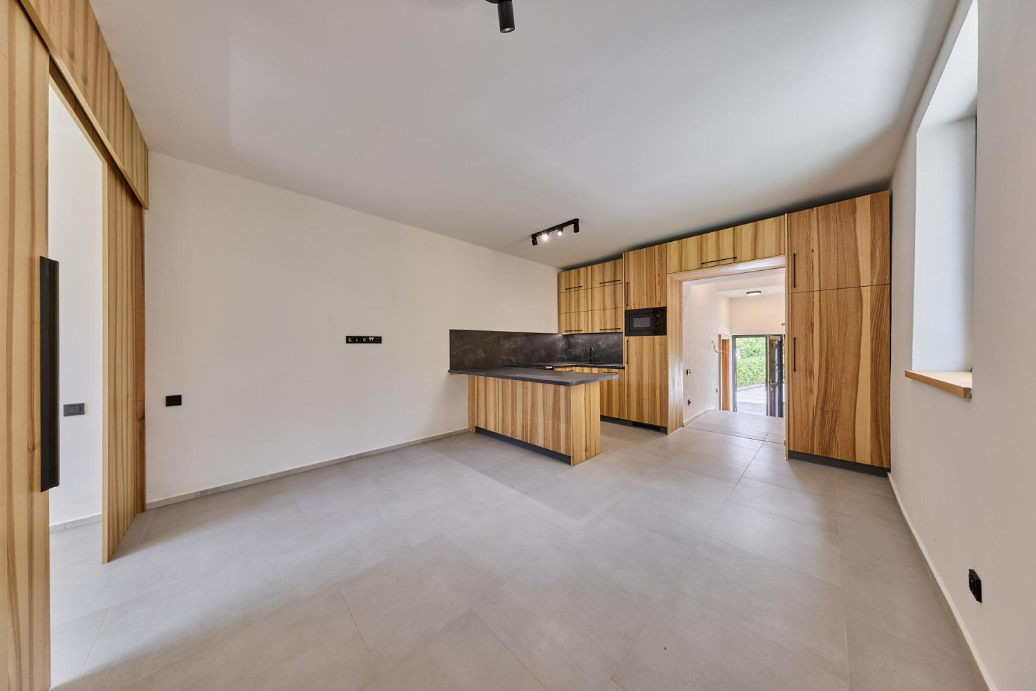 Prodej bytu 2+kk 48 m² — photo 2