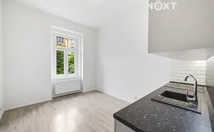 Prodej bytu 2+kk 39 m², V zahradách, Praha 8 - Libeň