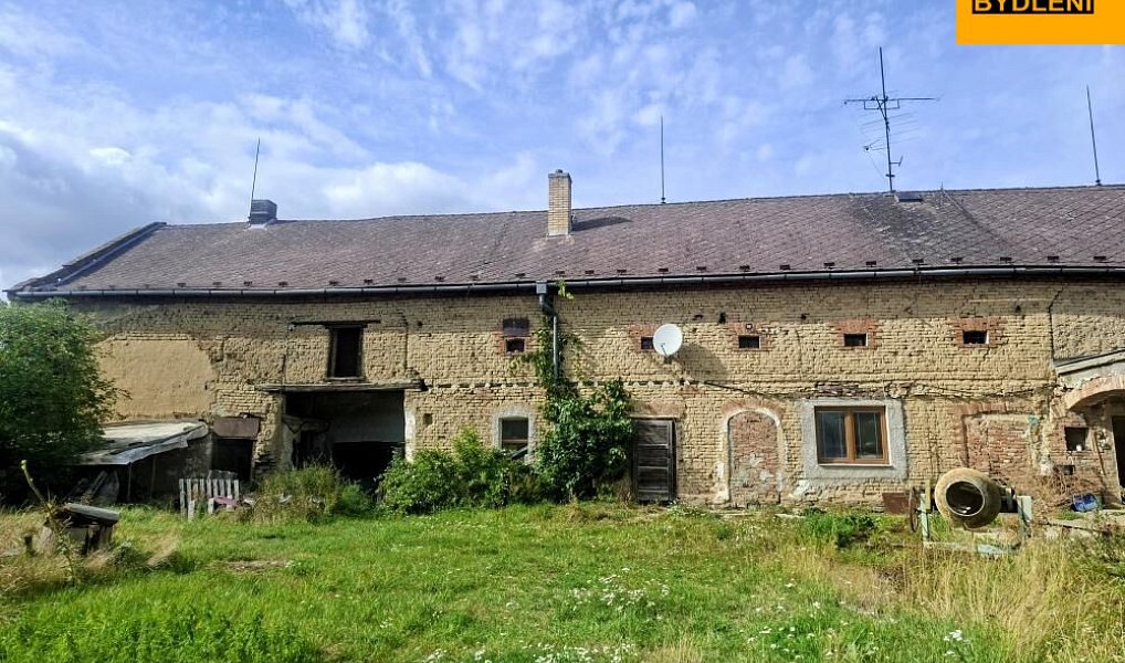 Prodej domu 250 m² s pozemkem 4 360 m², Loučany – náhled fotky 5