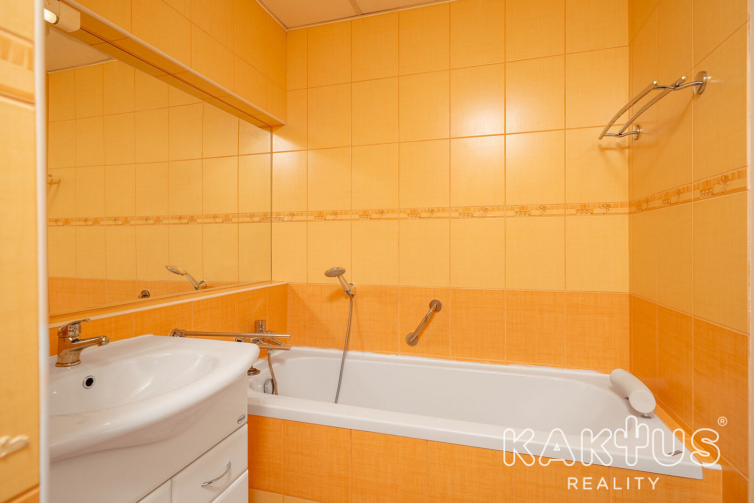 Pronájem bytu 3+1 71 m² – fotografie 2