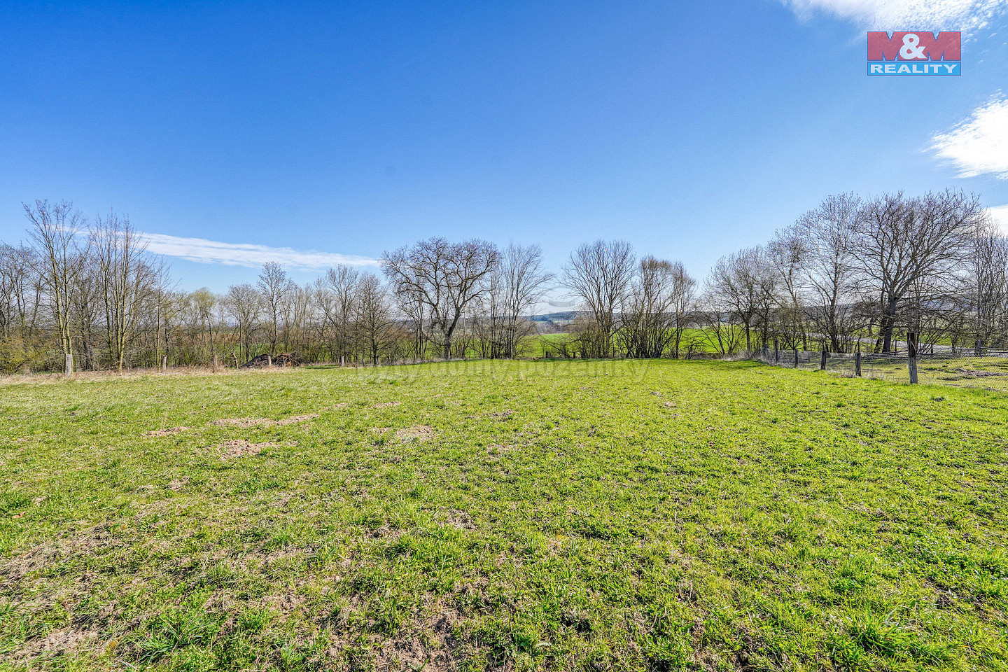 Prodej stavebního pozemku 2 948 m² – fotografie 2