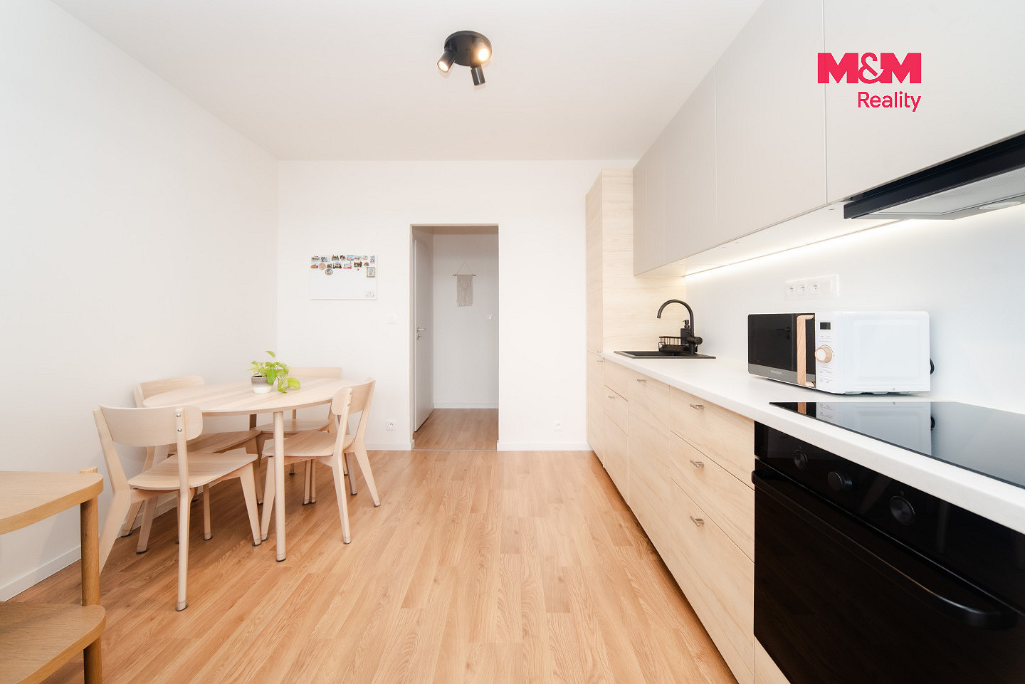 Prodej bytu 4+kk 72 m² — photo 2