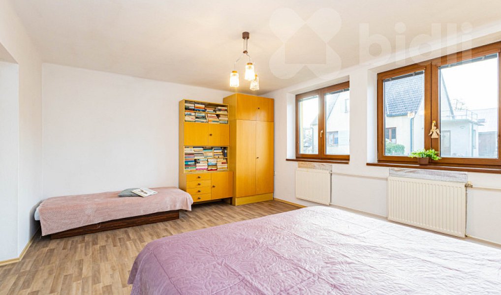 Prodej domu 220 m² s pozemkem 815 m², Studená – náhled fotky 13
