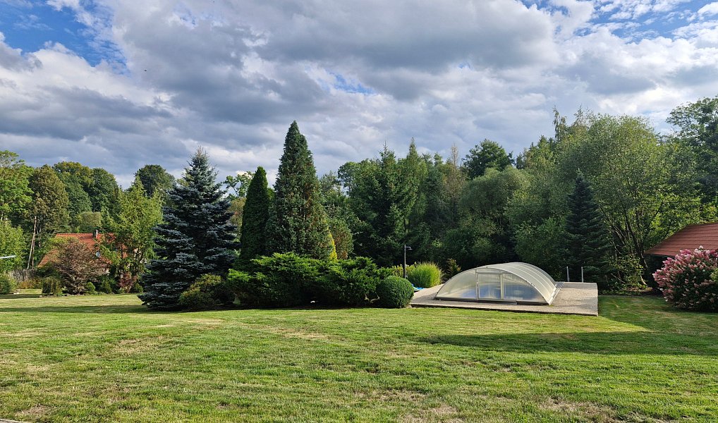 Prodej domu 340 m² s pozemkem 4 725 m², Verneřice – náhled fotky 12