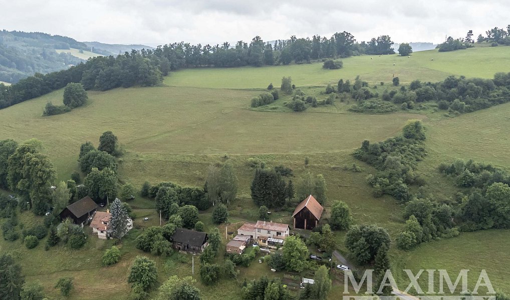 Prodej stavebního pozemku 4 517 m², Slaná – náhled fotky 3