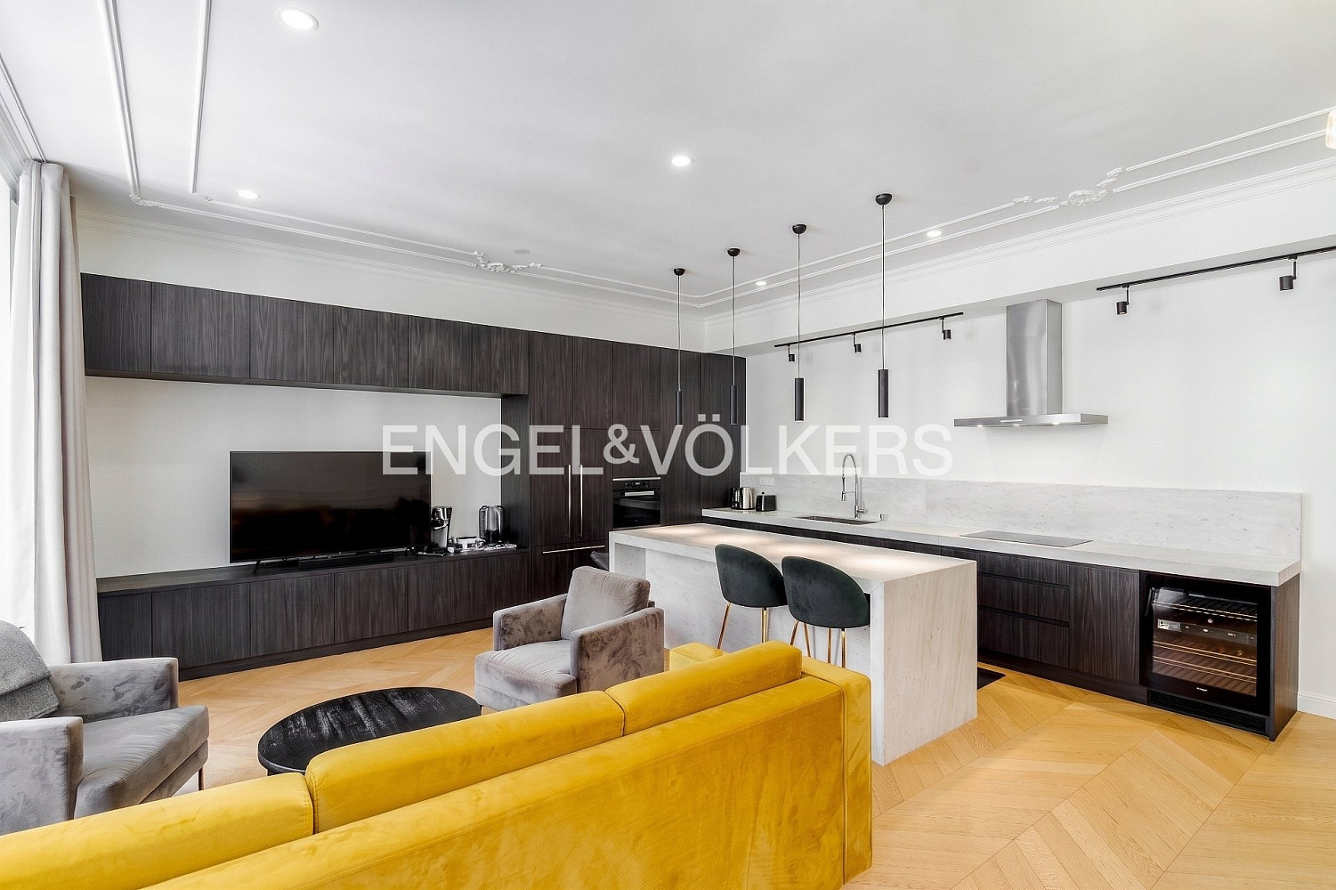 Prodej bytu 3+kk 129 m² — photo 2