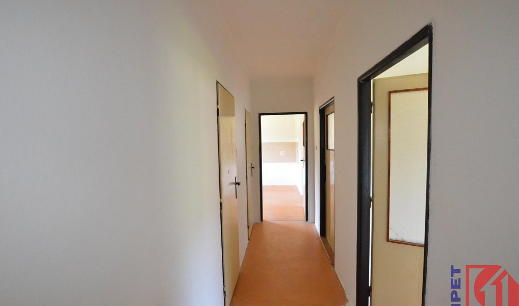 Prodej bytu 3+1 119 m², Mladé Buky – náhled fotky 8