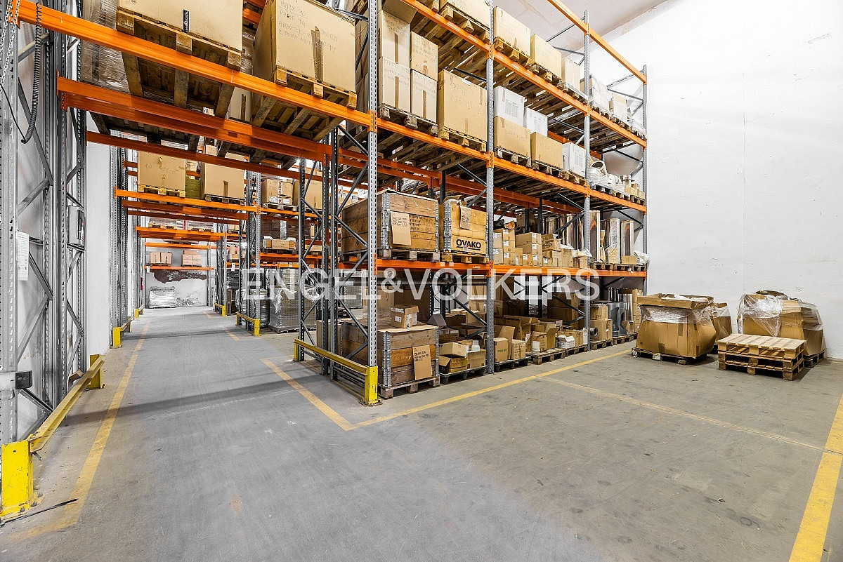 Pronájem skladovacích prostor 3 032 m² – fotografie 4