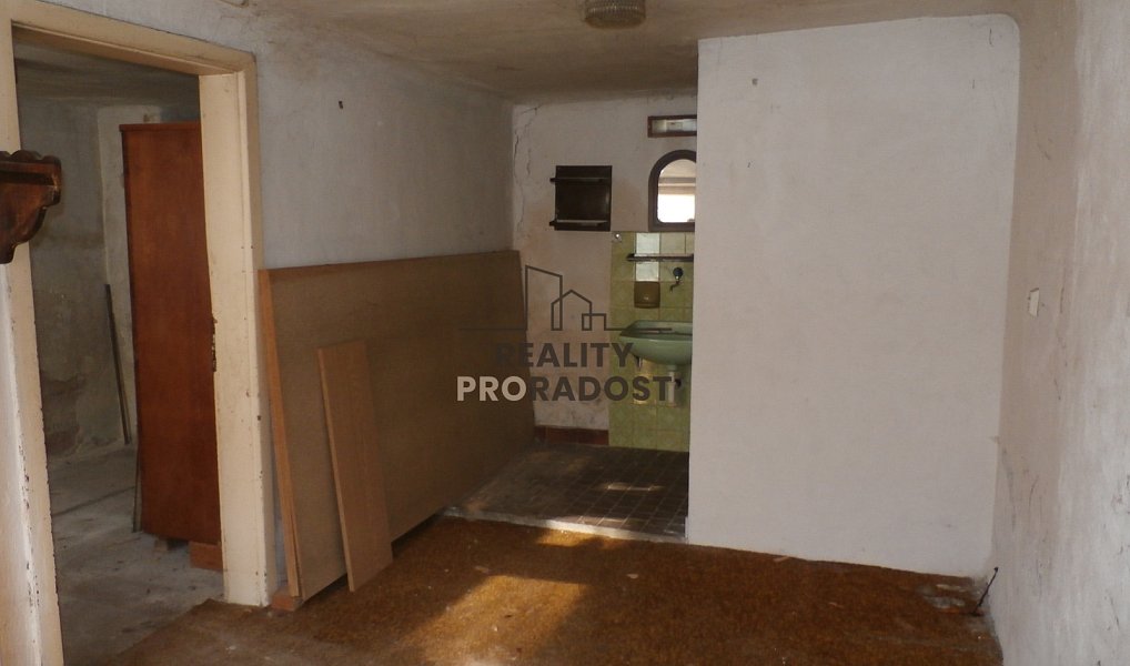 Prodej domu 200 m² s pozemkem 280 m², Znojmo – náhled fotky 9