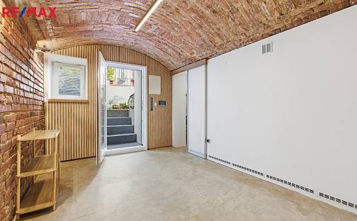 Pronájem kanceláře 17 m², Kubelíkova, Praha 3 - Žižkov