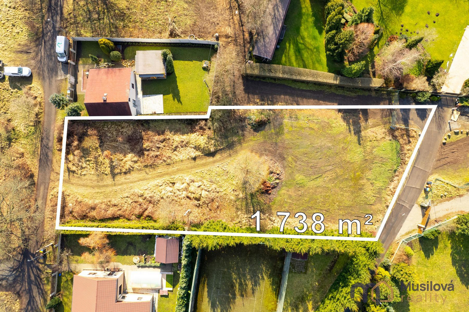Prodej stavebního pozemku 1 738 m² – fotografie 2