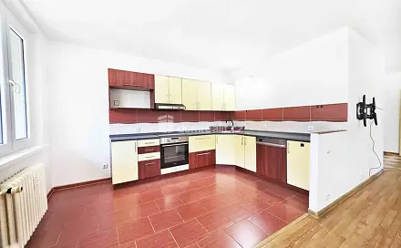 Prodej bytu 3+1 68 m², Dlouhá, Lovosice, okres Litoměřice
